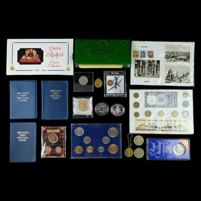 Lot 438 - A quantity of GB and world commemorative coins...