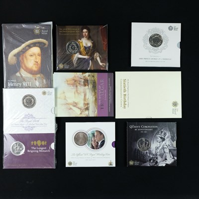 Lot 464 - A quantity of GB commemorative £5 coin...