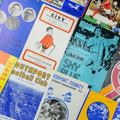 Lot 701 - A group of 1970s football programmes,...