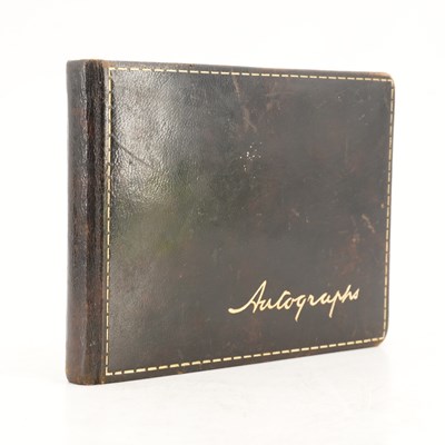 Lot 428 - A 1940s autograph / bon mot album containing a...