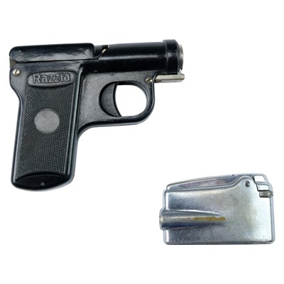 Lot 675 - A Razzia novelty Cigarette lighter, in the...