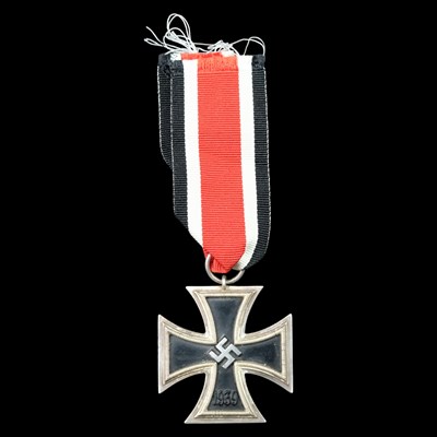Lot 205 - A German Third Reich Iron Cross second...