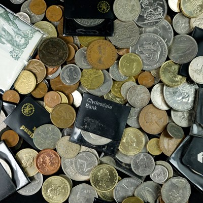 Lot 430 - A quantity of world coins and banknotes,...