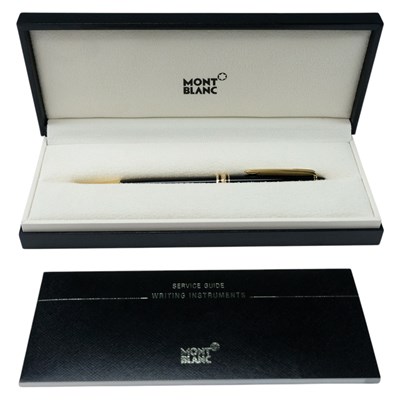 Lot 630 - A boxed Mont Blanc Meisterstuck "Classique"...