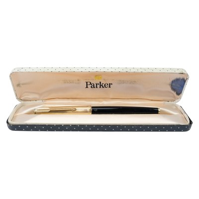 Lot 631 - A boxed Parker 61 fountain pen