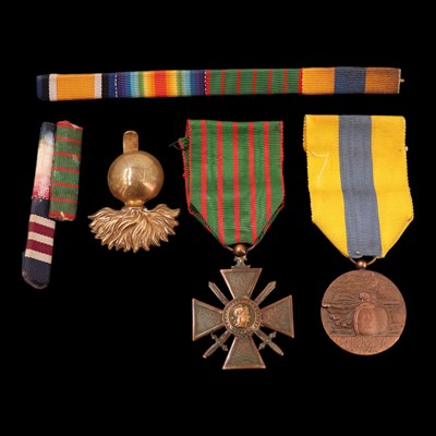 Lot 45 - French Croix De Guerre and Combattants de la...