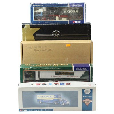 Lot 733 - A group of Corgi diecast trailer...