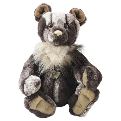 Lot 771 - A Charlie Bears "Gary" teddy bear, CB181825A