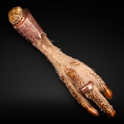 Lot 1271 - An Edwardian 9 ct rose-gold mounted bird of...