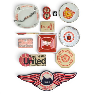 Lot 570 - A quantity of Manchester United Football Club...