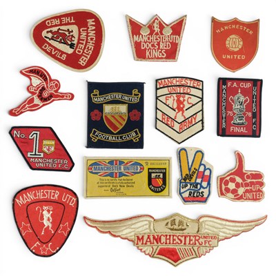 Lot 596 - A group of thirteen Manchester United Football...