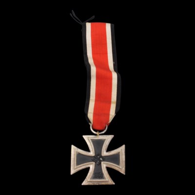 Lot 176 - A German Third Reich Iron Cross second...
