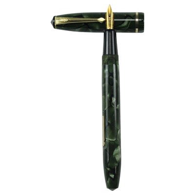 Lot 489 - A vintage Conway Stewart 15 fountain pen