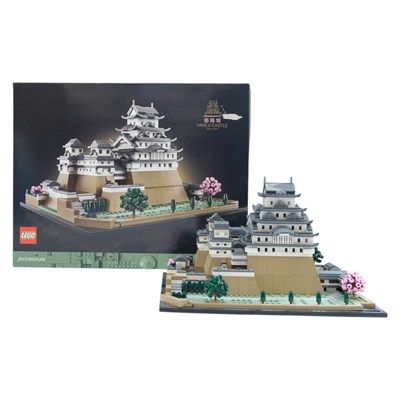 Lot 707 - A LEGO Architecture 21060 Himeji Castle set,...