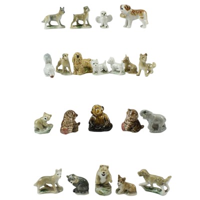 Lot 985 - A small collection of Wade "Whimsies"