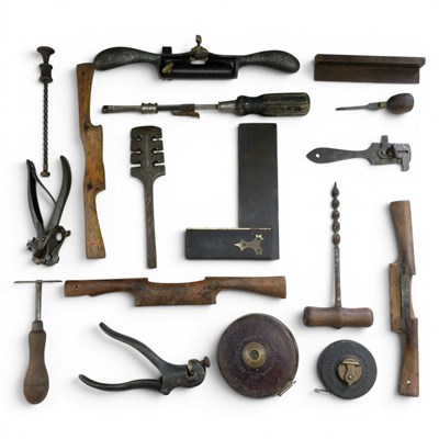 Lot 509 - A quantity of vintage woodworking...