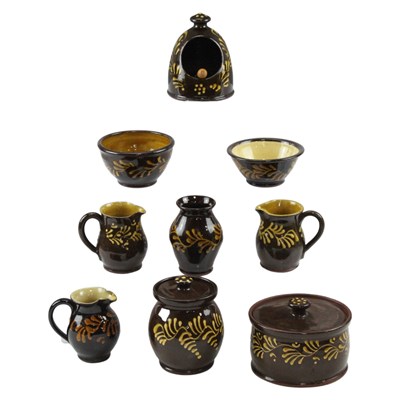 Lot 901 - Wetheriggs Pottery jugs, sugar bowls, a slat...