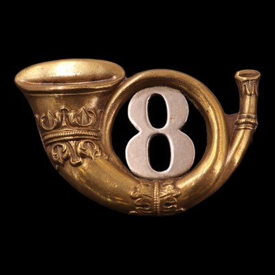 Lot 86 - An 8th light infantry bugle shako plate /...