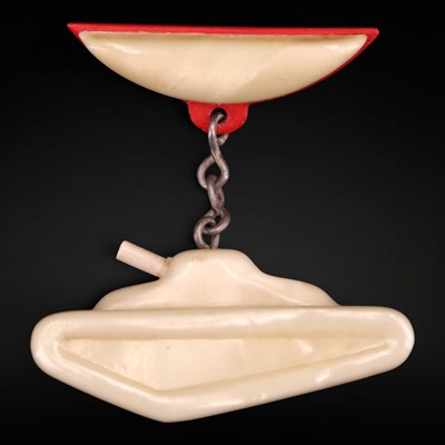 Lot 1345 - A lucite and faux mother-of-pearl sweetheart...
