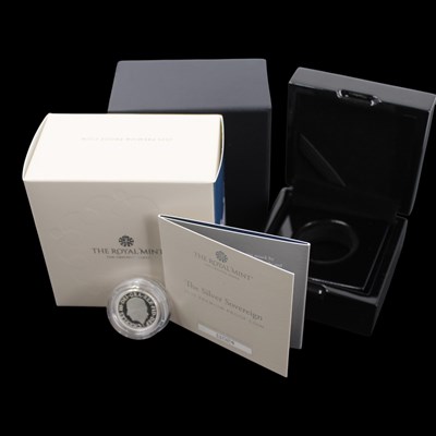 Lot 419 - A Royal Mint 2025 "Silver Sovereign" premium...