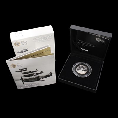 Lot 426 - A Royal Mint 2015 "75th Anniversary of the...