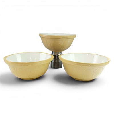 Lot 840 - A T G Green "Gripstand" baking mixing bowl and...