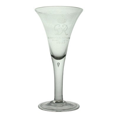 Lot 1060 - A Whitefriars or similar George VI coronation...