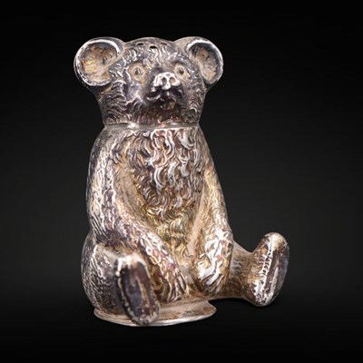 Lot 1145 - An Edwardian novelty silver pepperette in the...