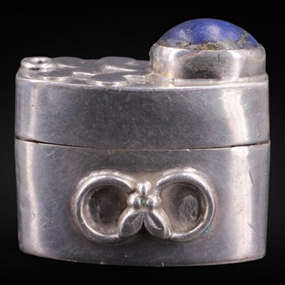 Lot 1102 - A contemporary Modernist lapis lazuli and...