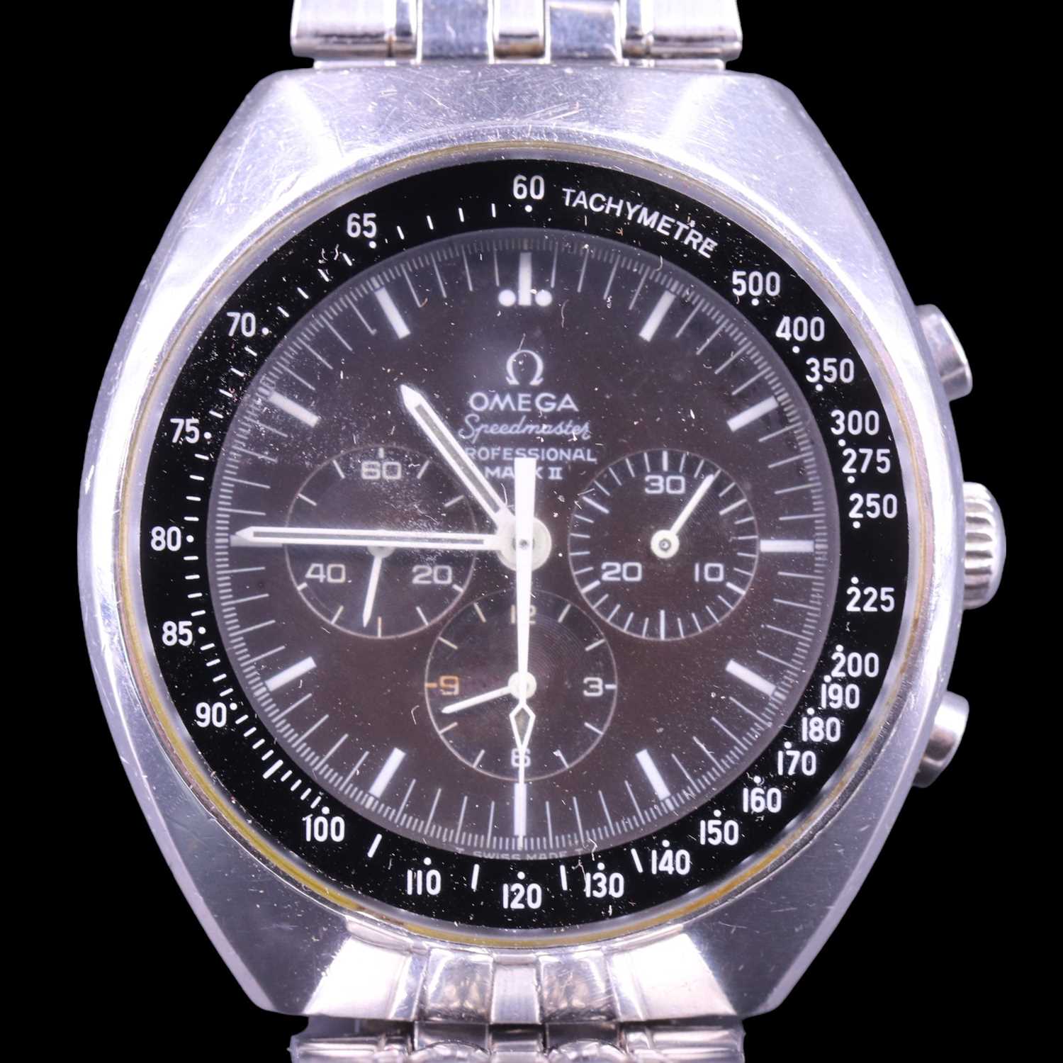 Lot 989 - An Omega Speedmaster Professional Mark II...